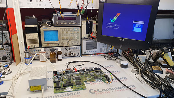 Commodore Amiga 600 és 1200 kicsi tápegység felújítása